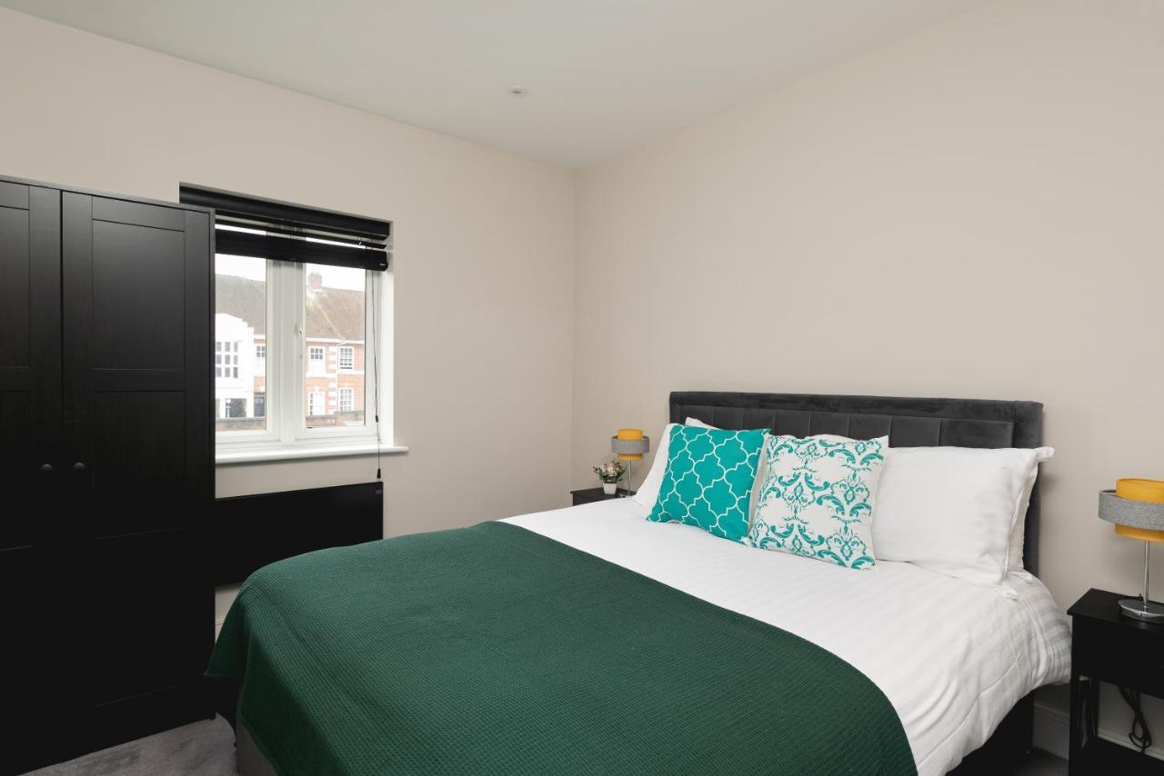 Skyvillion - Cozy Large 4 & 1 Bed Apartments In London Enfield, Mins To Tube Station, Free Wi-Fi Exteriér fotografie