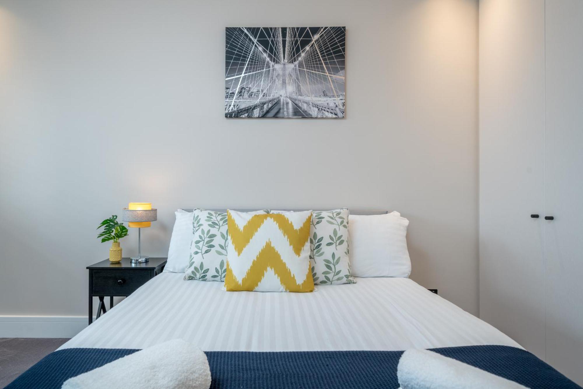 Skyvillion - Cozy Large 4 & 1 Bed Apartments In London Enfield, Mins To Tube Station, Free Wi-Fi Exteriér fotografie