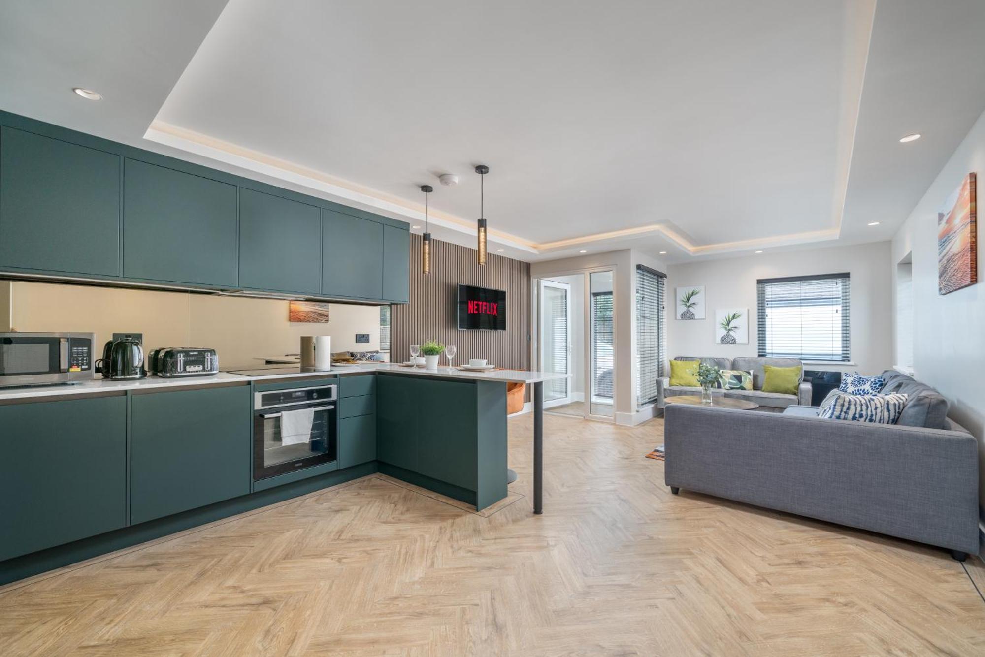 Skyvillion - Cozy Large 4 & 1 Bed Apartments In London Enfield, Mins To Tube Station, Free Wi-Fi Exteriér fotografie